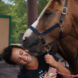 Meet your Posher, Kelly